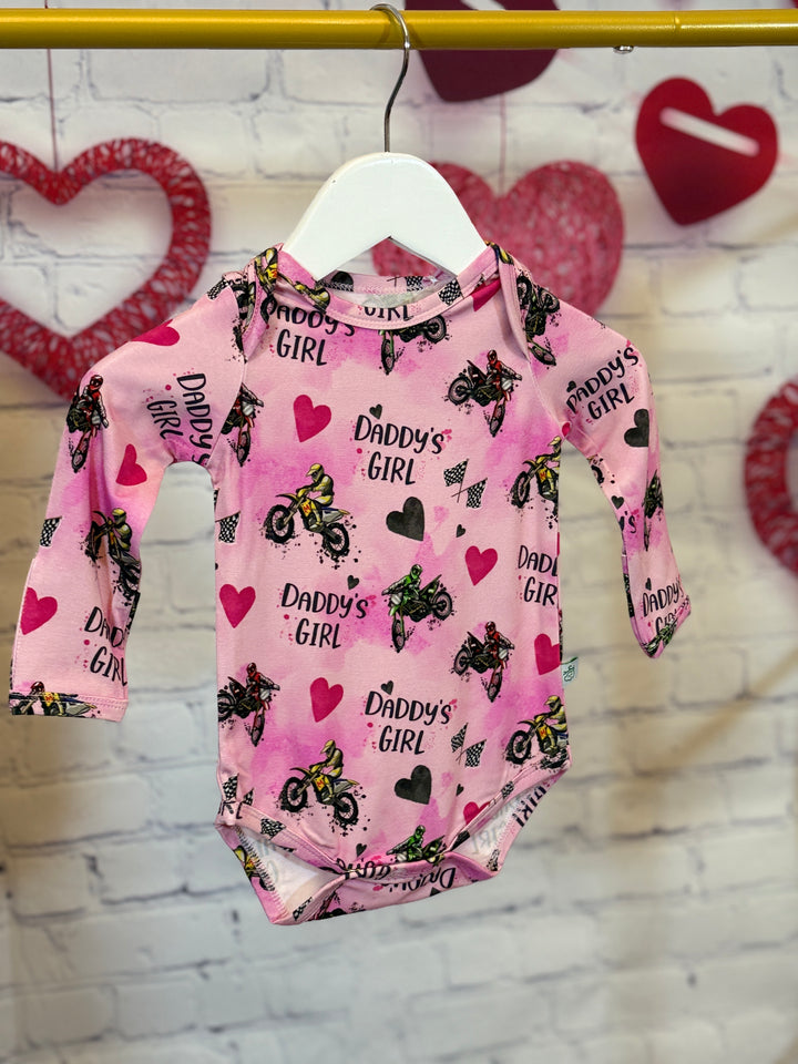 Daddy's Girl Long Sleeve Bodysuit